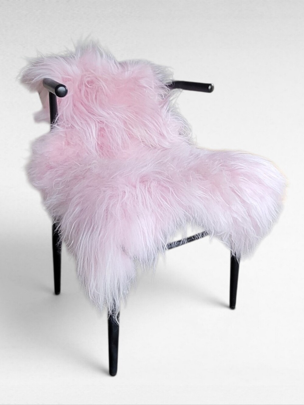 Light Pale Pink Eco-Dye Wool Genuine Icelandic Lambskin Fur Pelt Throw Hide Rug